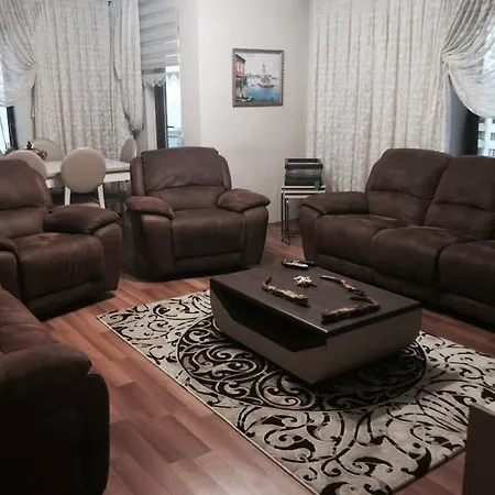 Uc Palmiye Sitesi * Τραμπζόν